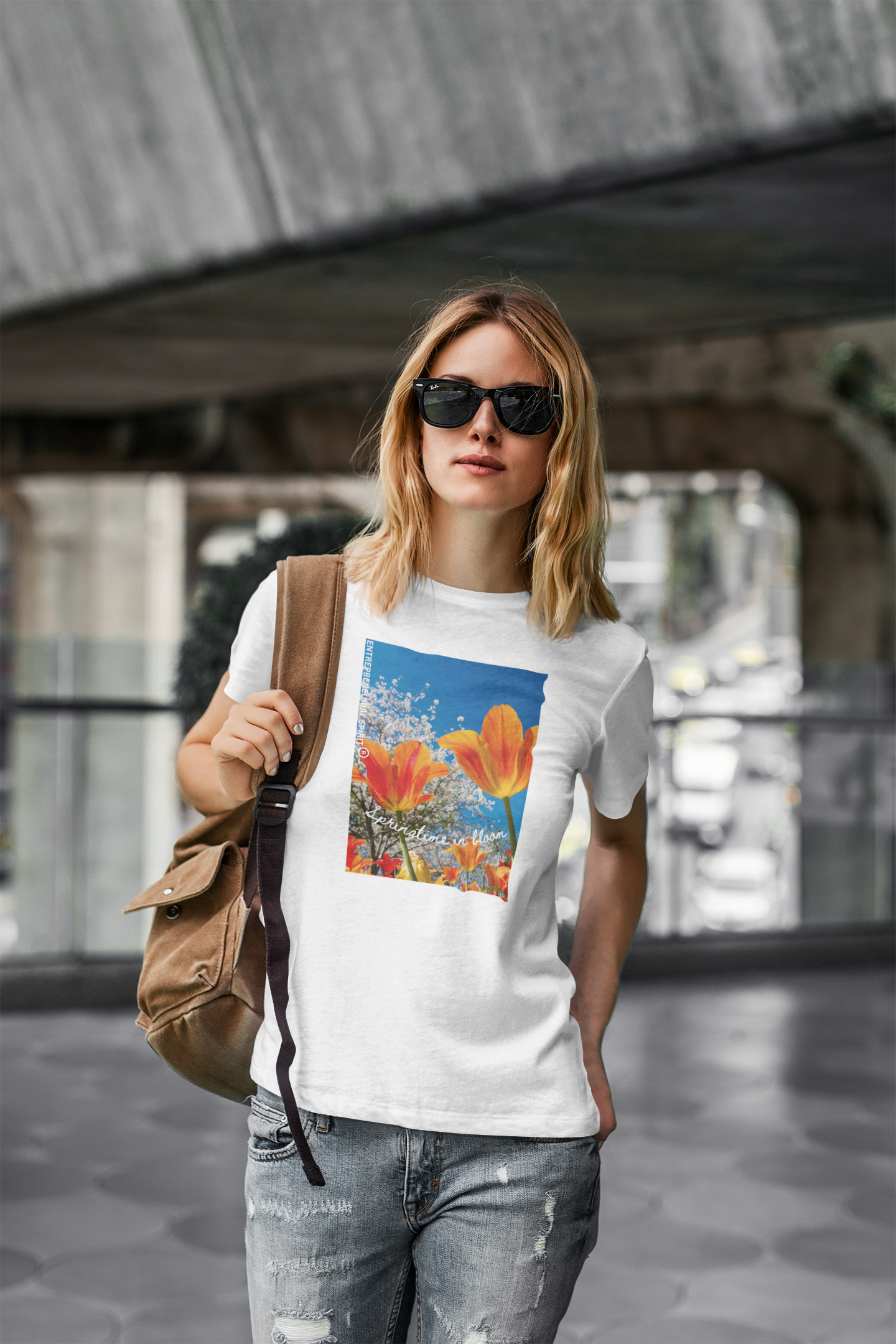 Classic short-sleeved T-shirt ('Spring time in Bloom')